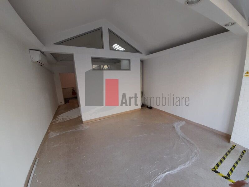 Stefan cel Mare, Lizeanu, Piata Obor, inchiriere spatiu comercial cu vad,